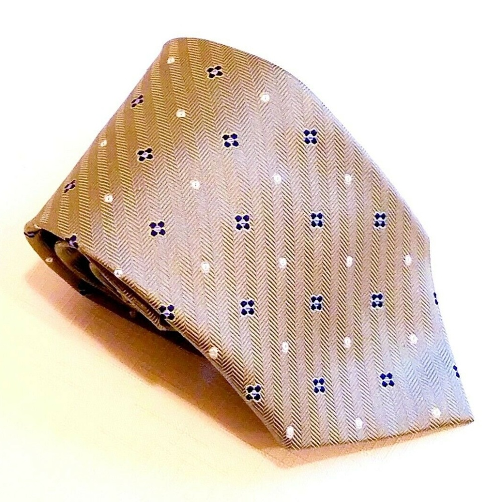 New Jos. A. Bank Extra Long Geometric Tie
